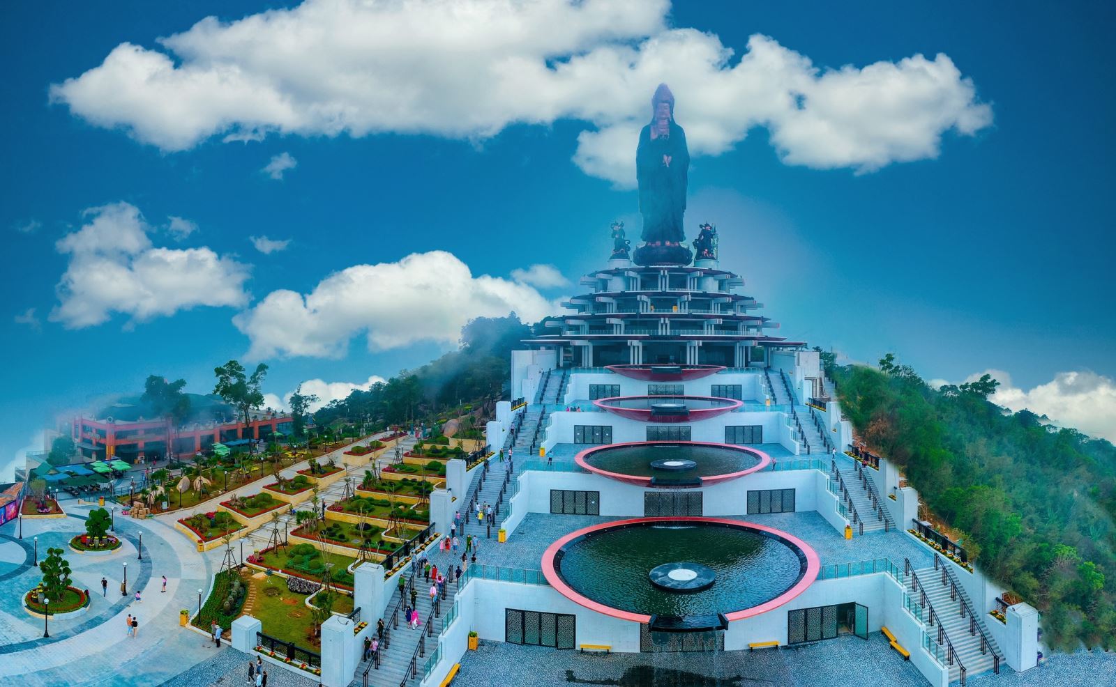 Núi Bà Đen ở đâu? Chinh phục nóc nhà Nam Bộ