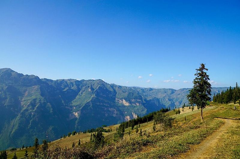 Thảo Nguyên Suôi Thầu - một thảo nguyên Thụy Sĩ thu nhỏ giữa lòng Hà Giang