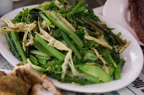 Rau dớn, món lạ từ núi rừng