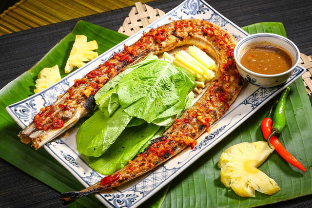 Thử loại cá “nhà giàu mới dám ăn” ở Đà Nẵng