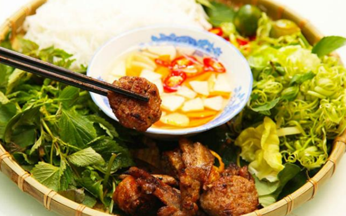 Công thức làm bún chả ngon đúng chuẩn Hà Nội
