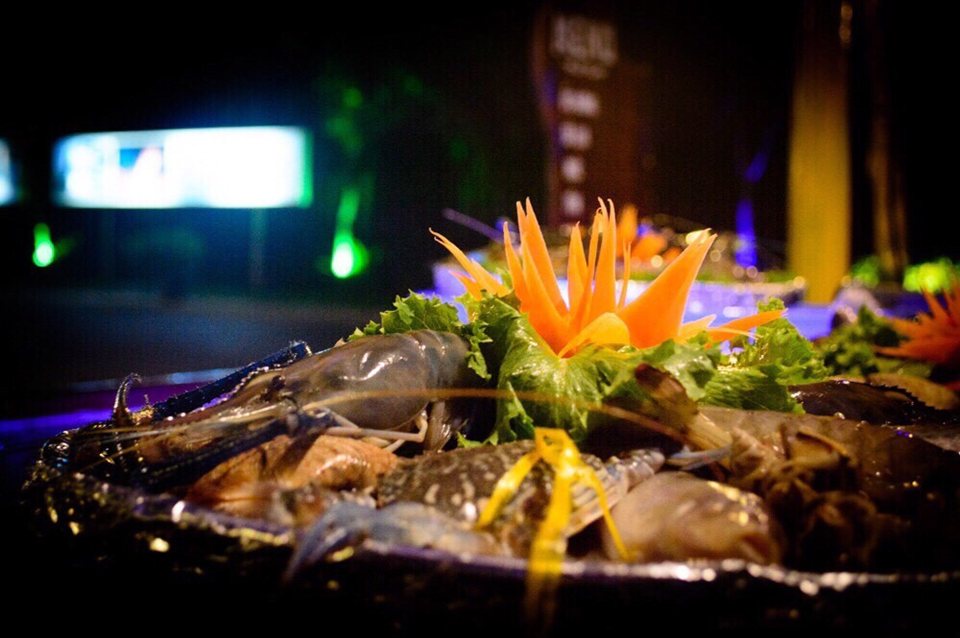 Khám phá BBQ Seafood Platter tại Hương Phong Hồ Cốc Beach Resort