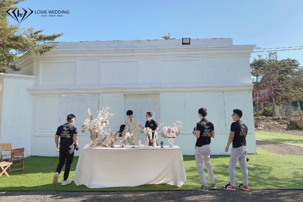 Phim trường chụp hình cưới Louis Wedding lớn nhất Gia Lai