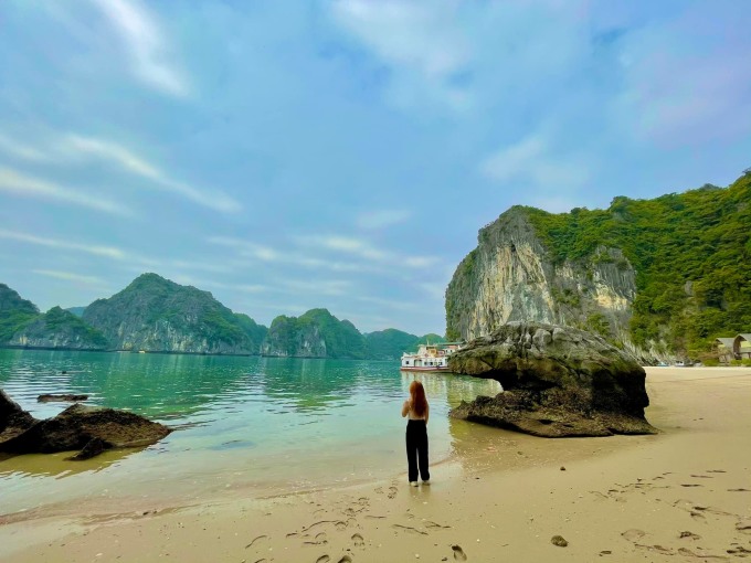 Cảnh sắc hoang sơ ở Cát Bà. Ảnh: Thiên Thanh