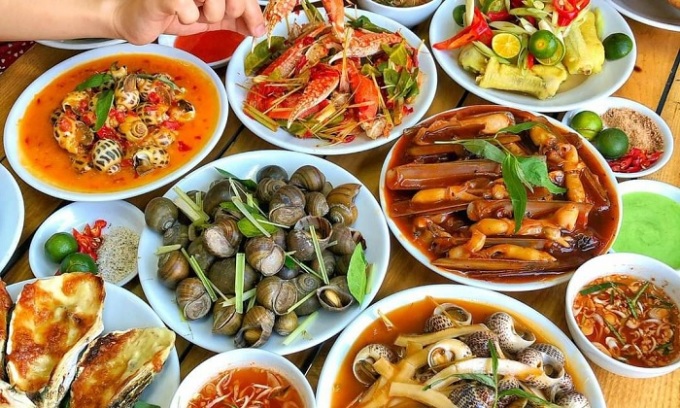 Foodtour Hải Phòng trở thành hot trend trong những năm gần đây.