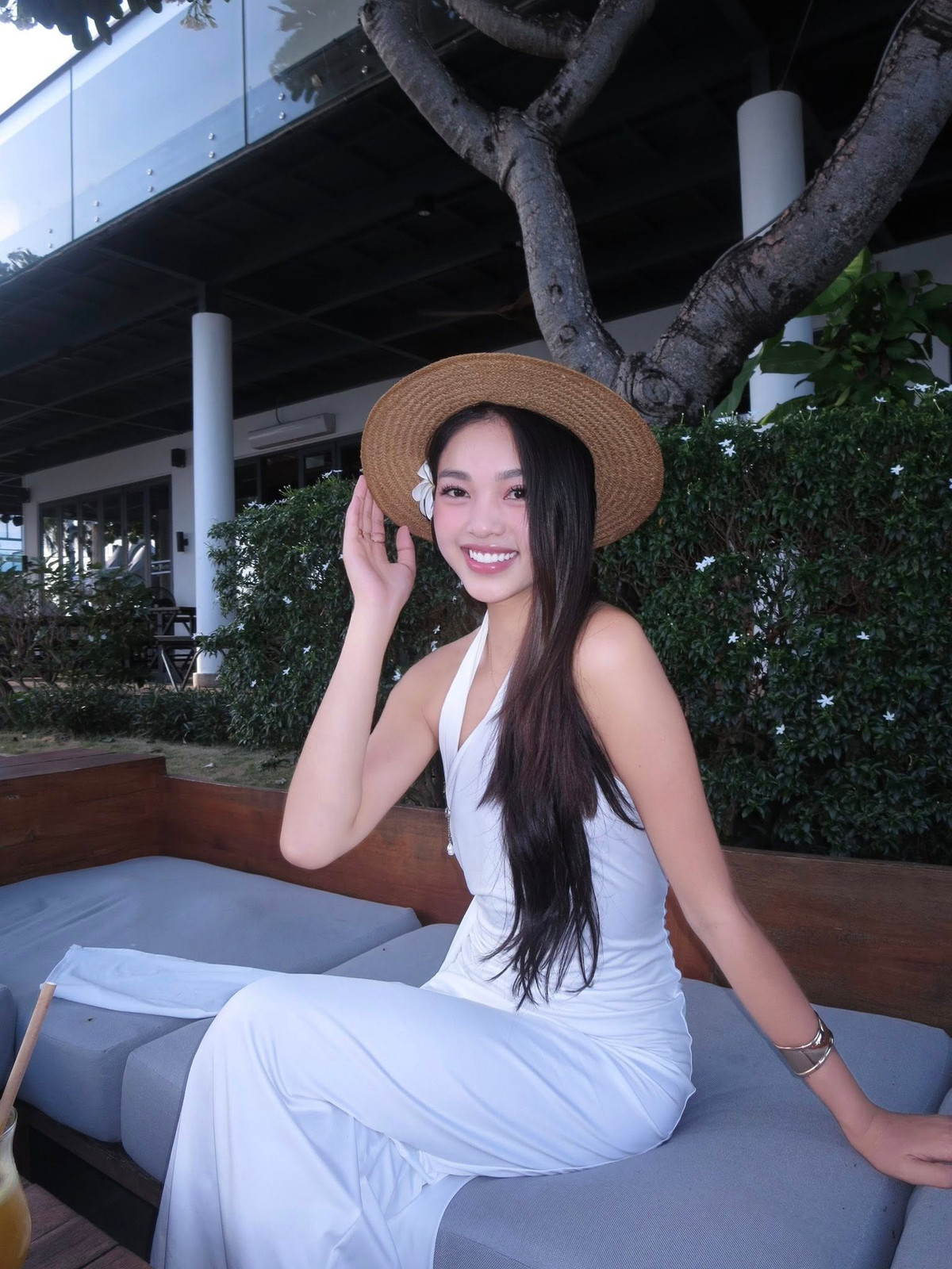 Trong cương vị một vận động viên bóng chuyền chuyên nghiệp, năm 2018 và 2020, cô từng cùng đội tuyển thi đấu đoạt huy chương đồng giải trẻ Vô địch quốc gia. Thảo Liên cũng được người hâm mộ gọi với cái tên “hoa khôi bóng chuyền”. (Ảnh: FBNV)