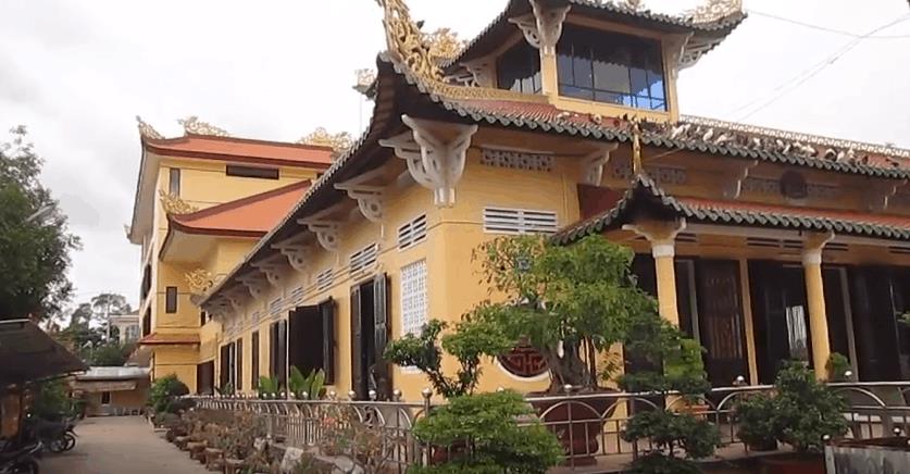 Chùa viên minh có lối kiến trúc truyền thống đẹp mắt