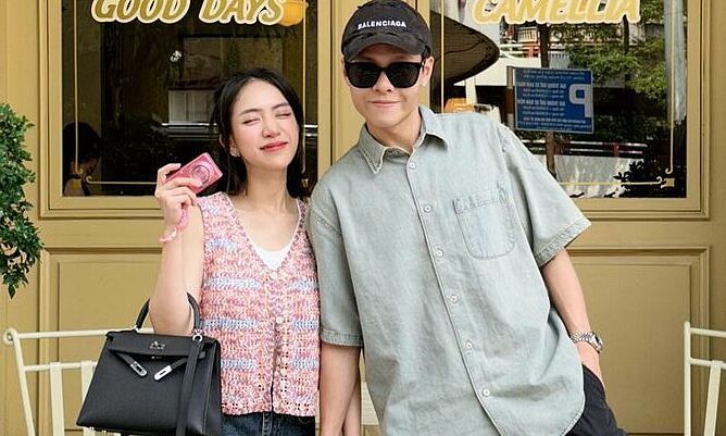 Ái nữ nhà Minh Nhựa 'ăn sạch' Hà Nội sau concert Blackpink