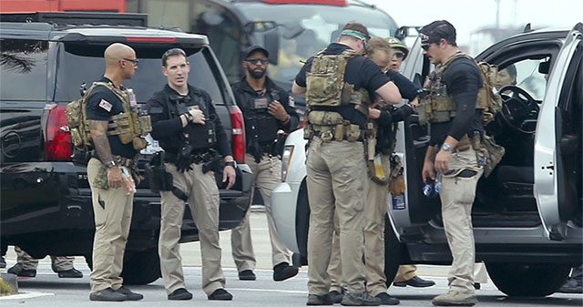 Ảnh đội Mật vụ phản công CAT bảo vệ Tổng thống Mỹ thăm Việt Nam