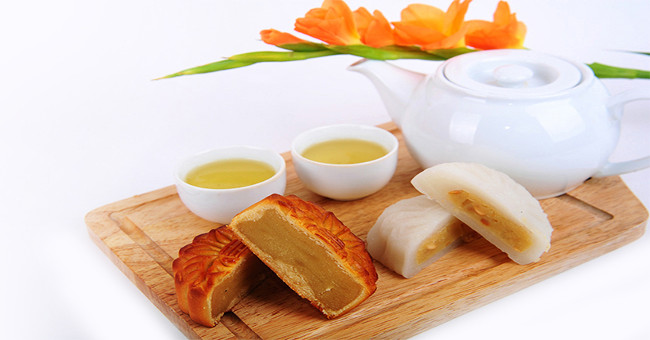 Bánh trung thu ngon nhưng những người sau nên hạn chế ăn