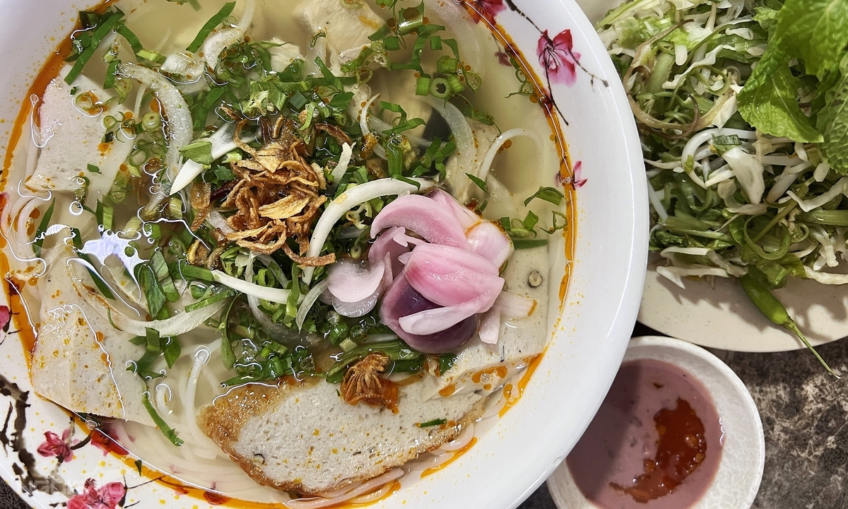 Bún chả cá Nha Trang ngon như ở quê ở Sài Gòn