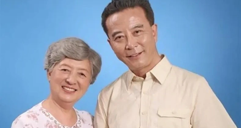 Cặp đôi U90 ly hôn 8 năm rồi tái hôn, lý do gây bất ngờ