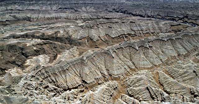 Chiêm ngưỡng rừng đất Zanda độc đáo ở Tây Tạng