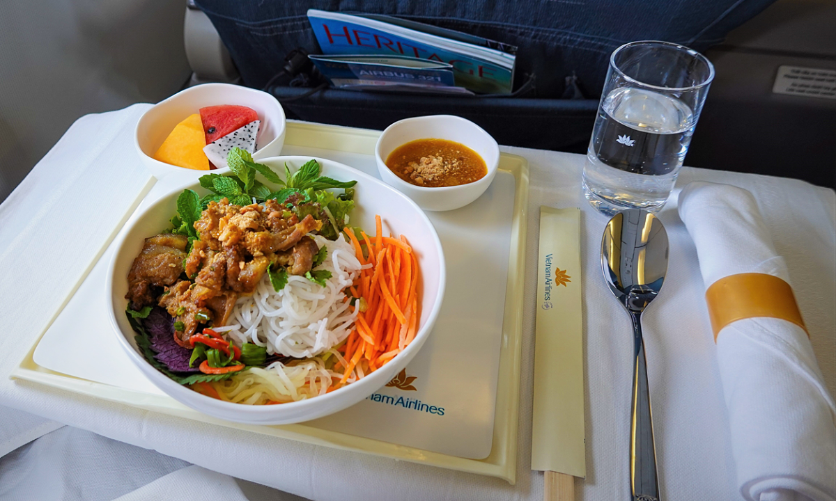 Chính thức Vietnam Airlines đổi toàn bộ thực đơn