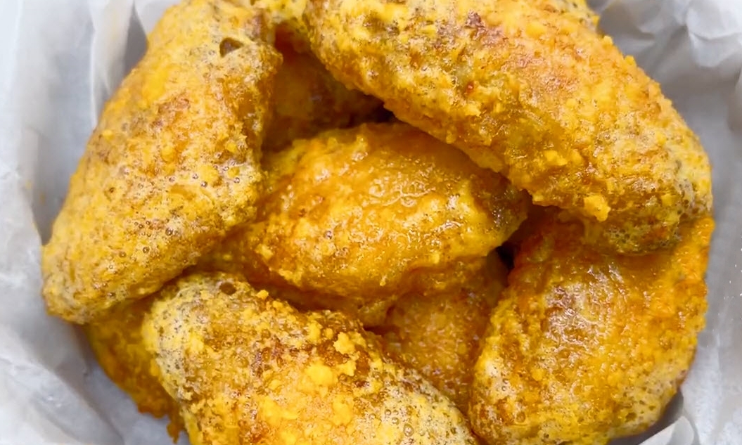 Công thức làm cánh gà xốt trứng muối 'gây sốt' ở Trung Quốc