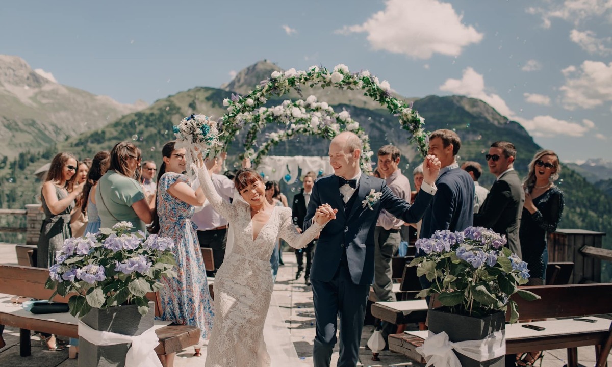 Đám cưới trên đỉnh Alps của cô dâu Việt