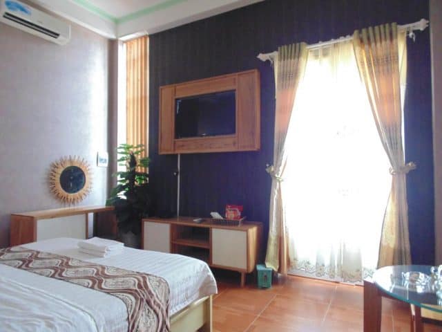 Du lịch miền Tây tham quan chùa Viên Minh Bến Tre