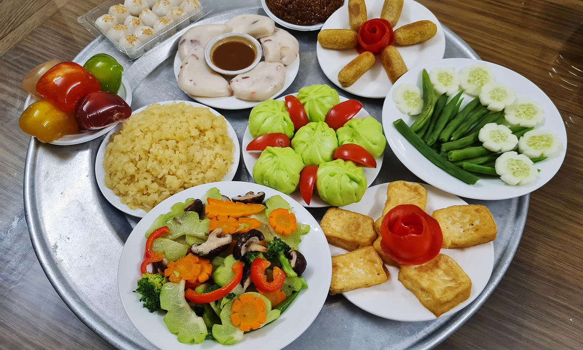 Gợi ý những món trong mâm mặn và chay cúng rằm tháng 7
