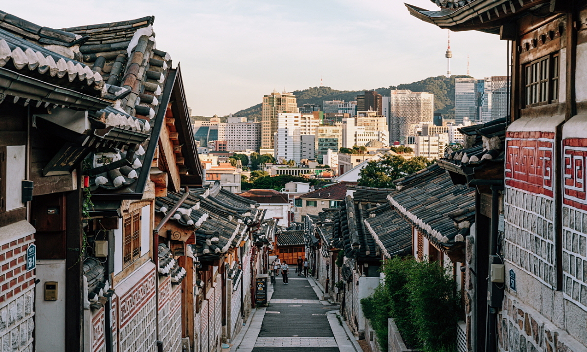 Hỏi - Đáp: Dùng tiếng Anh khi du lịch Hàn Quốc được không?