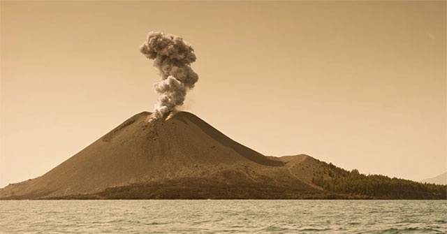 Hòn đảo 3 lần nổi lên từ mặt biển gây tranh cãi chủ quyền