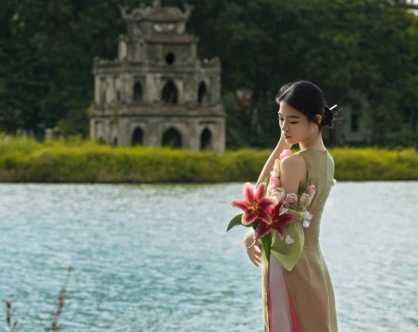 Khám Phá Hà Nội Mùa Thu: $4$ Trải Nghiệm Lãng Mạn Khiến Du Khách Say Lòng