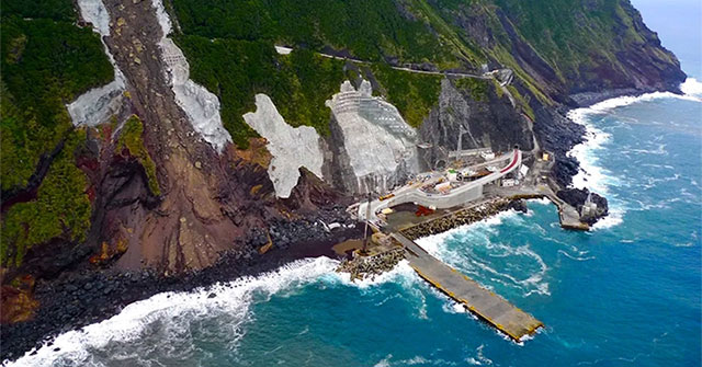 Khám phá thành phố được xây trong lòng núi lửa ở Nhật Bản