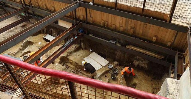 Kho báu và 50 bộ hài cốt 2.000 tuổi 