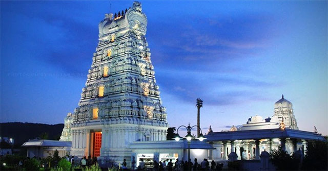 Ngôi đền có chứa khối tài sản 30 tỷ USD ở đâu?