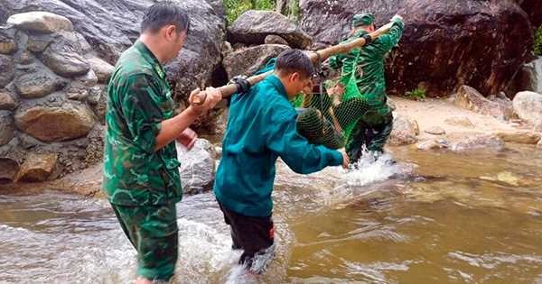 Người đàn ông may mắn sống sót sau 4 ngày ngã xuống vực sâu