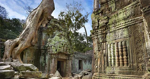 Phát hiện 6 báu vật sa thạch lộ diện ở nơi bất ngờ ở Campuchia