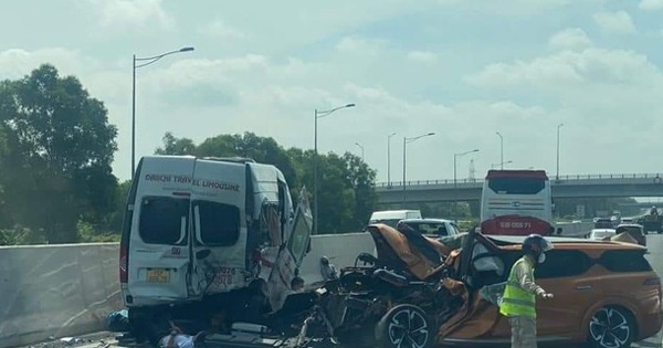 Tai nạn 3 ô tô ở cao tốc Hà Nội - Hải Phòng, 2 tài xế tử vong, 14 người bị thương