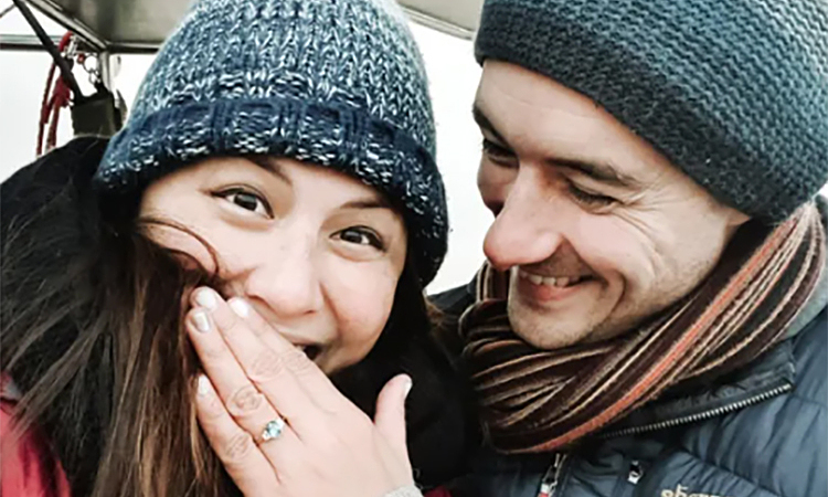 Thành vợ chồng nhờ đến Việt Nam du lịch