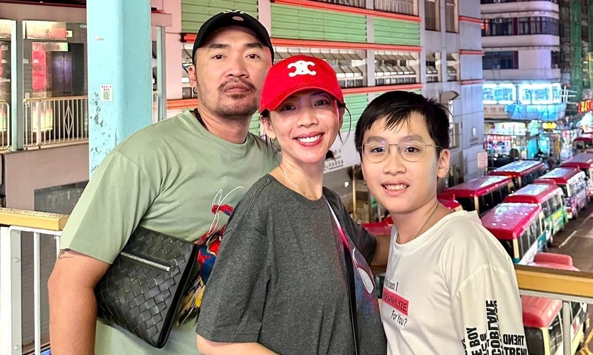 Thu Trang - Tiến Luật kẹt lại Hong Kong vì siêu bão Saola