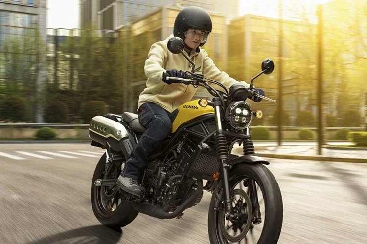 Honda CL250 E-Clutch 2025: Nâng cấp 'cực xịn', giá từ 125,3 triệu đồng