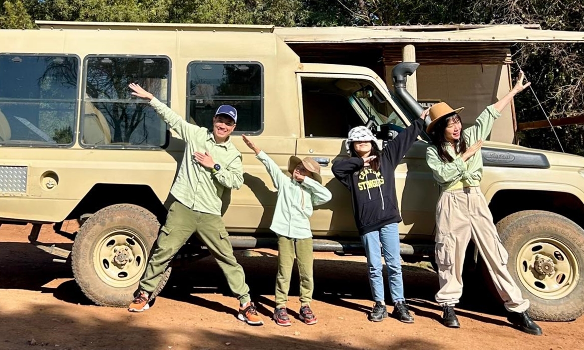 Vợ chồng Việt lái xe 3.200 km đưa hai con đi khắp Nam Phi