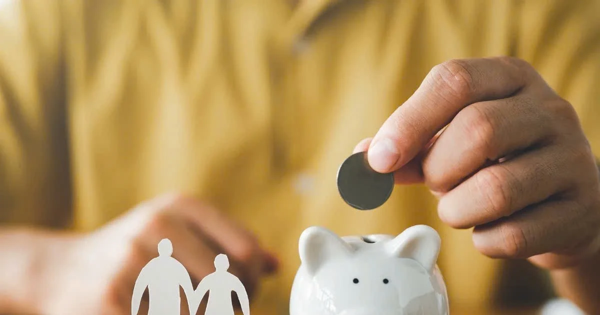 Vợ hay chồng giữ tiền mới khéo?