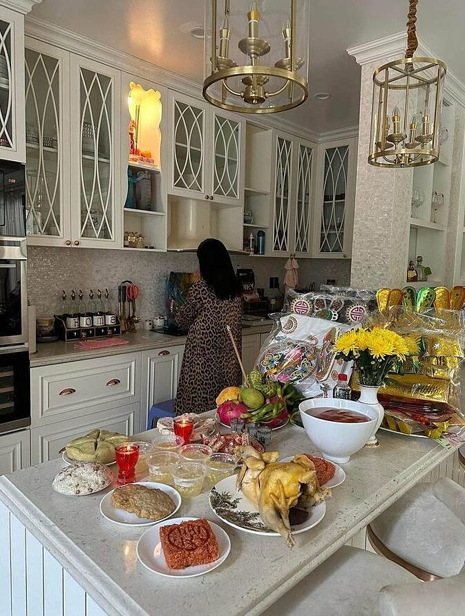 Mâm cúng 23 tháng Chạp  của nhà Lệ Quyên ở TP HCM.