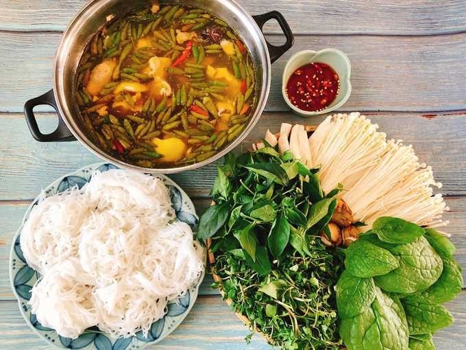 Cuối tuần mưa mát trời, làm ngay 4 món lẩu ngon cho cả nhà quây quần