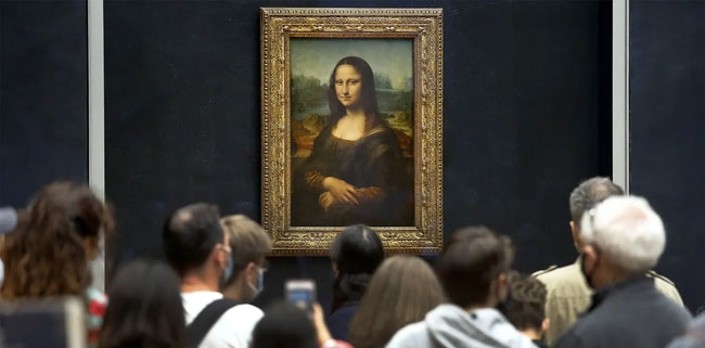 Ngày nay, kiệt tác Mona Lisa vẫn thu hút hàng triệu lượt tham quan mỗi năm.